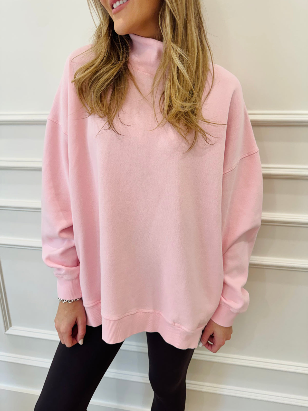 ￼Weekender Mock Neck - Pink