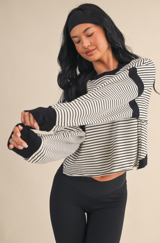 Keystone Cutout Top - Black/white