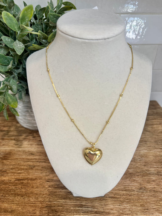 Dainty Chain Heart Necklace
