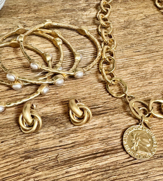 Small Gold Interlinked Earrings
