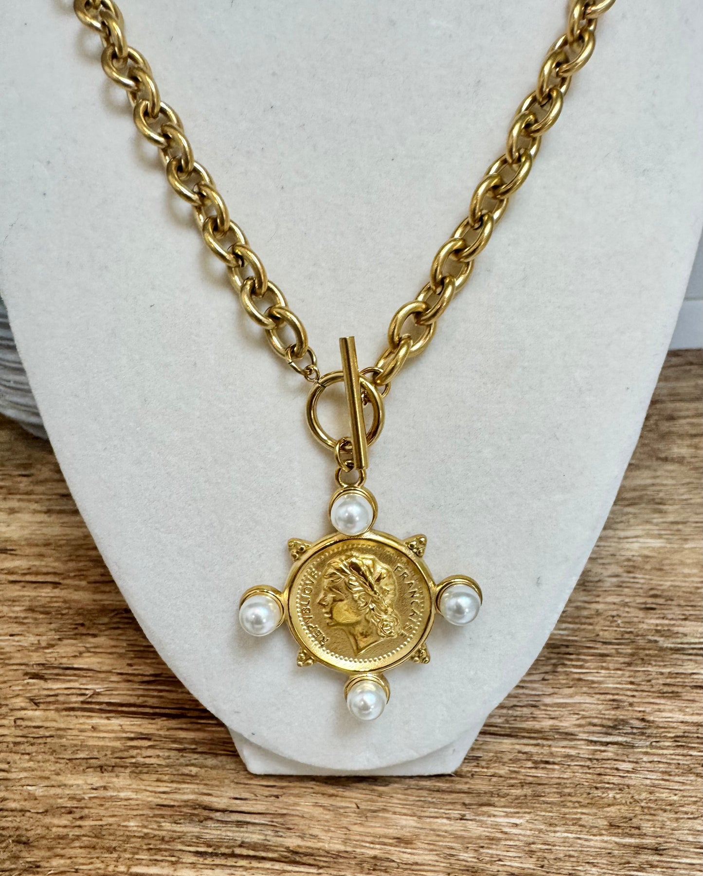 Lux Quad Pearl Coin Necklace